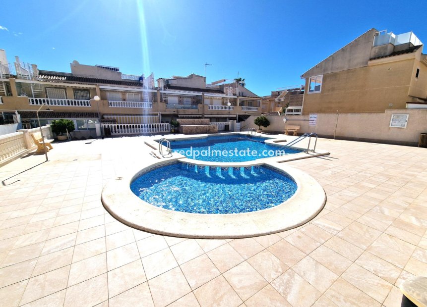 Herverkoop - Appartement -
Torrevieja - Nueva Torrevieja - Aguas Nuevas