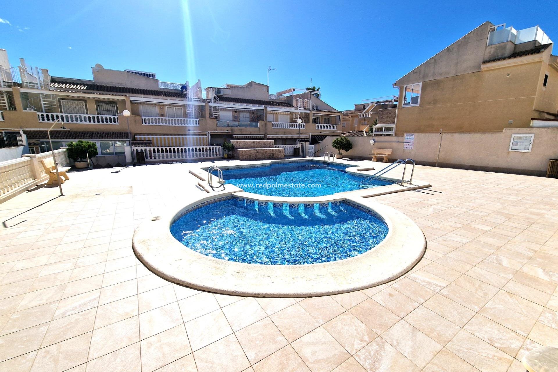 Herverkoop - Appartement -
Torrevieja - Nueva Torrevieja - Aguas Nuevas