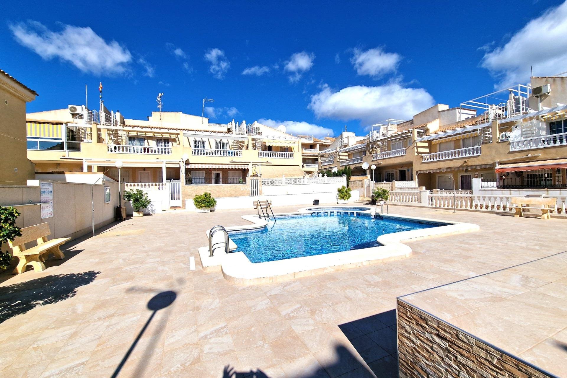 Herverkoop - Appartement -
Torrevieja - Nueva Torrevieja - Aguas Nuevas