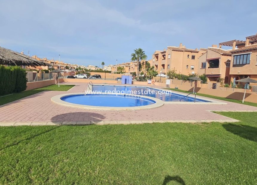 Herverkoop - Appartement -
Torrevieja - Nueva Torrevieja - Aguas Nuevas