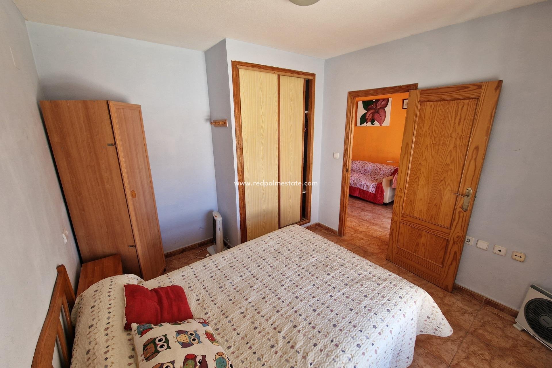 Herverkoop - Appartement -
Torrevieja - Nueva Torrevieja - Aguas Nuevas