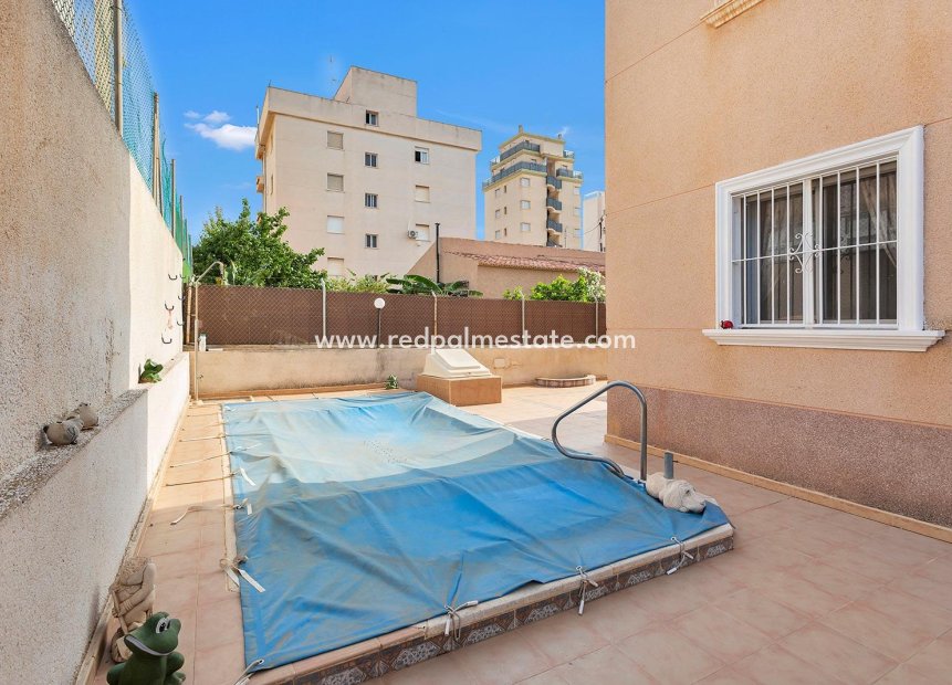 Herverkoop - Appartement -
Torrevieja - Nueva Torrevieja - Aguas Nuevas