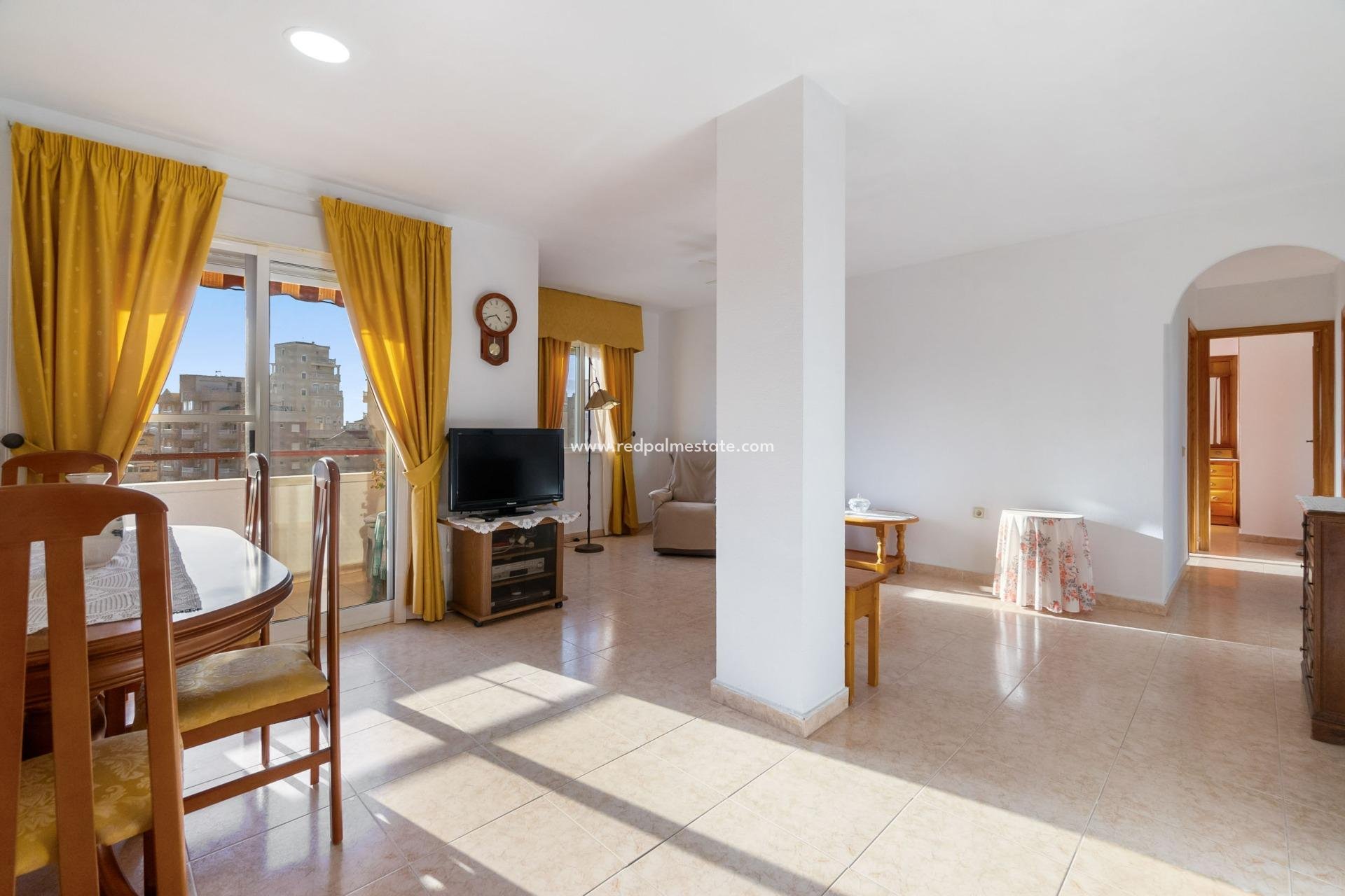 Herverkoop - Appartement -
Torrevieja - Nueva Torrevieja