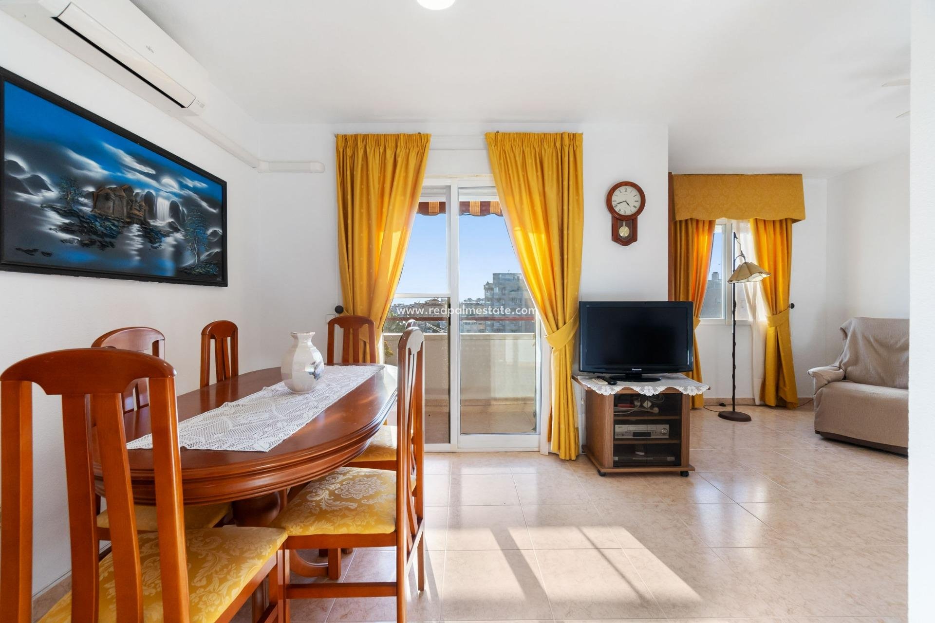 Herverkoop - Appartement -
Torrevieja - Nueva Torrevieja