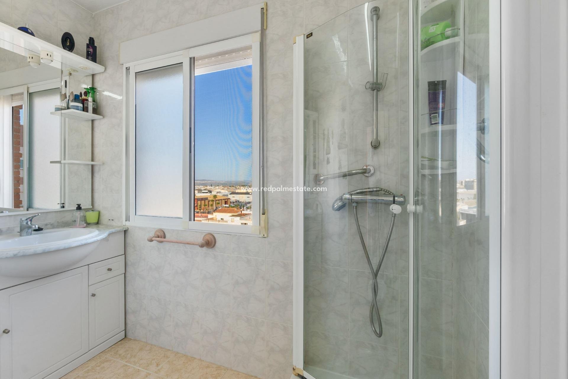 Herverkoop - Appartement -
Torrevieja - Nueva Torrevieja