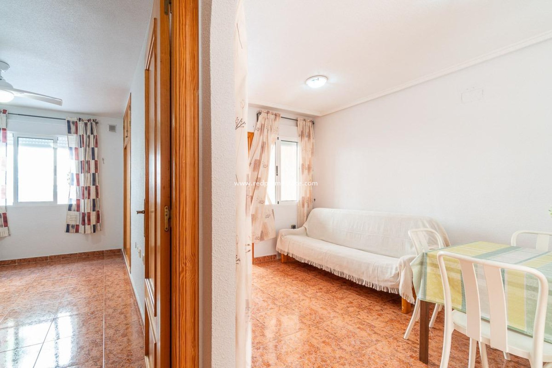 Herverkoop - Appartement -
Torrevieja - Nueva Torrevieja