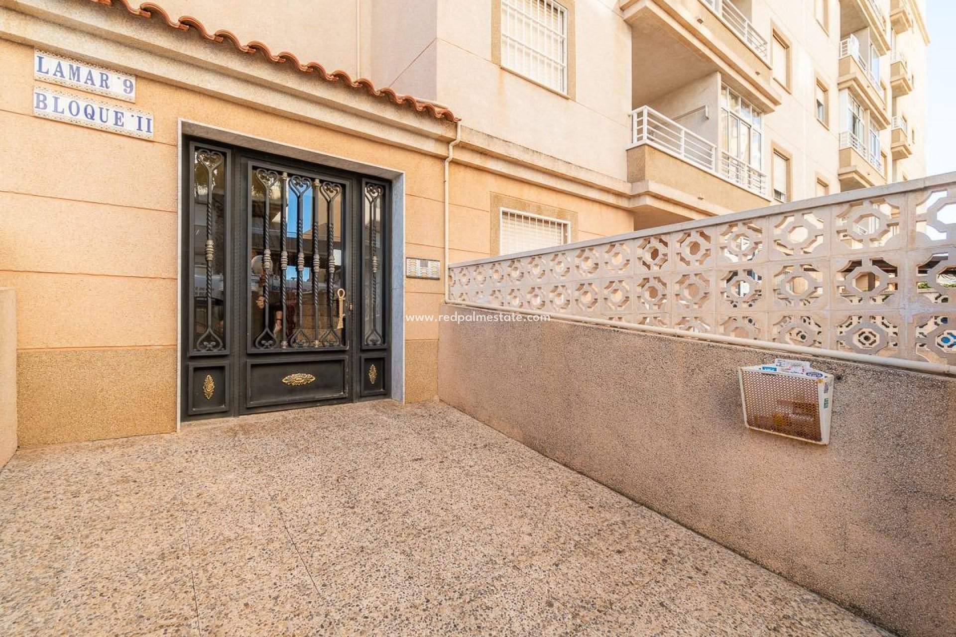 Herverkoop - Appartement -
Torrevieja - Nueva Torrevieja