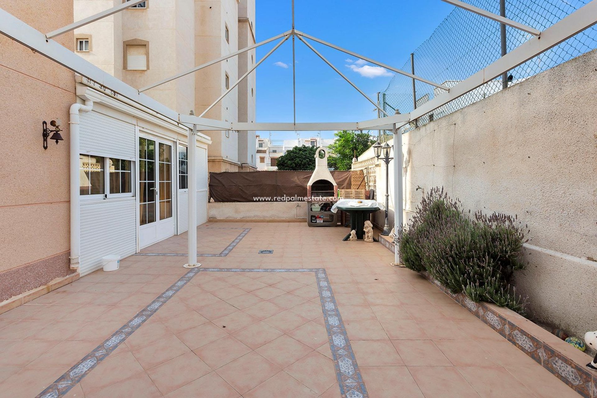 Herverkoop - Appartement -
Torrevieja - Nueva Torrevieja