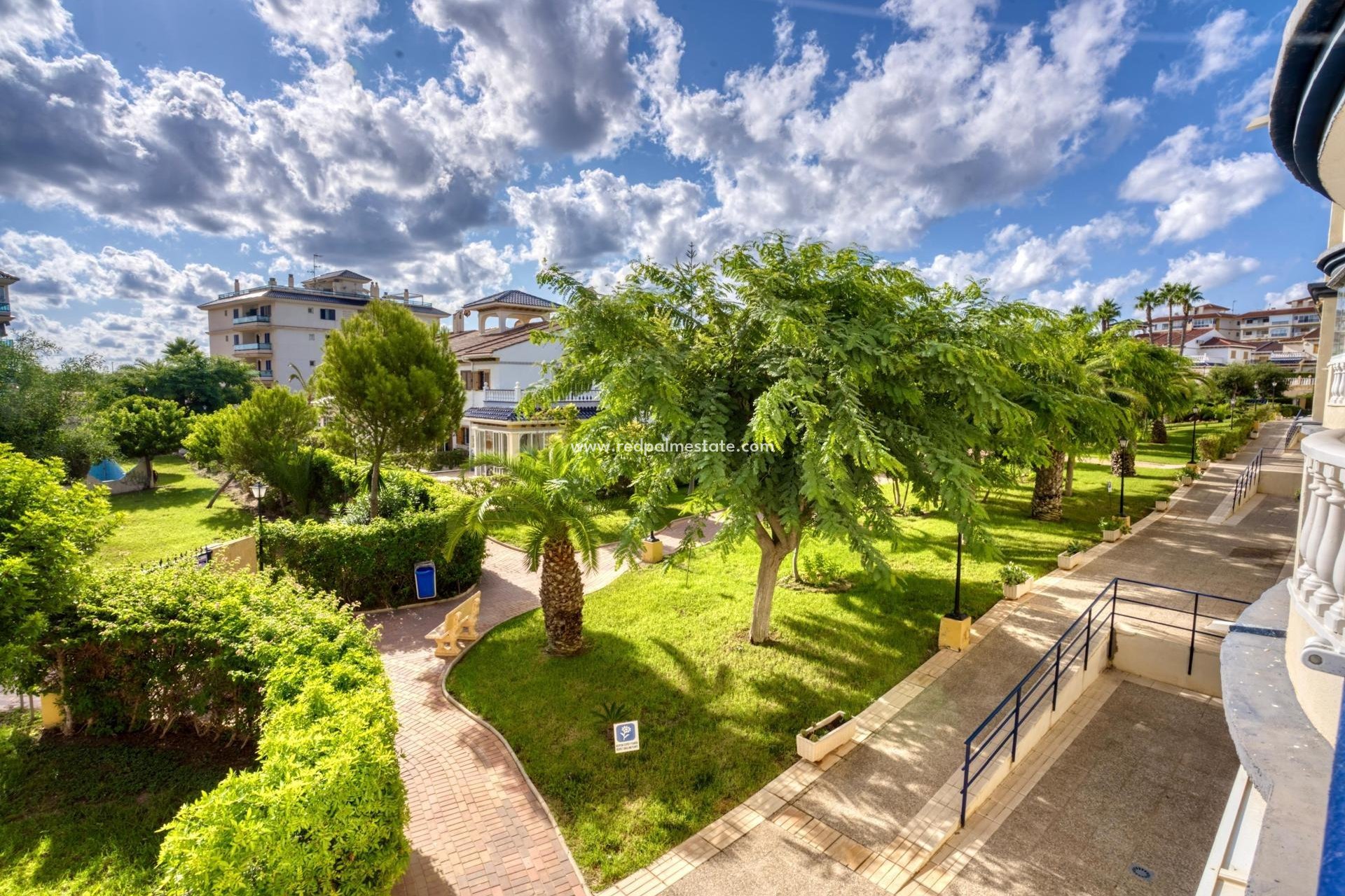 Herverkoop - Appartement -
Torrevieja - Parque Acuático - Sector 25