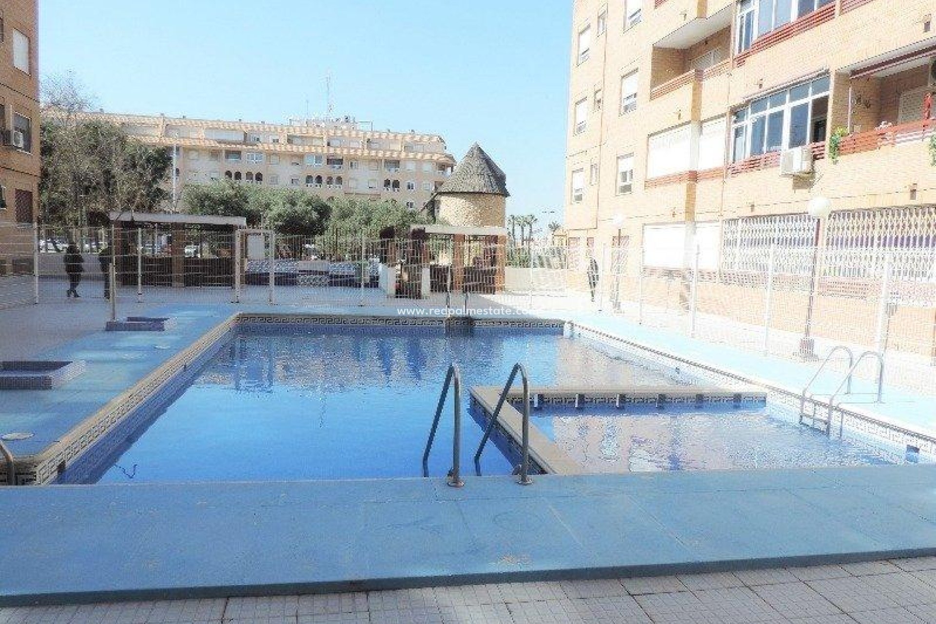 Herverkoop - Appartement -
Torrevieja - Parque las naciones