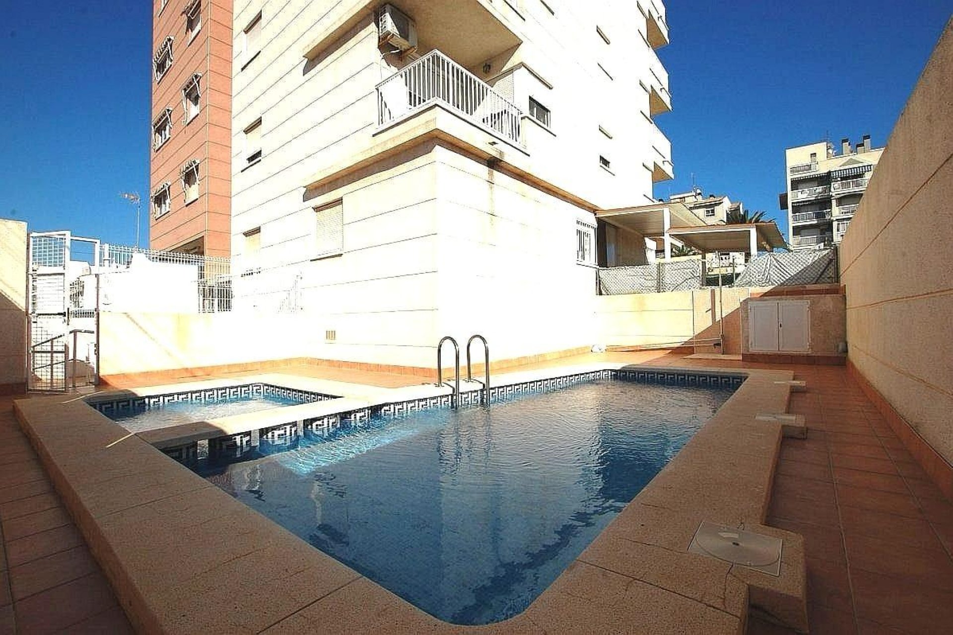 Herverkoop - Appartement -
Torrevieja - Parque las naciones