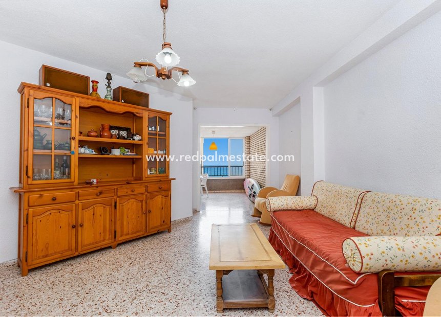 Herverkoop - Appartement -
Torrevieja - Playa de los Locos