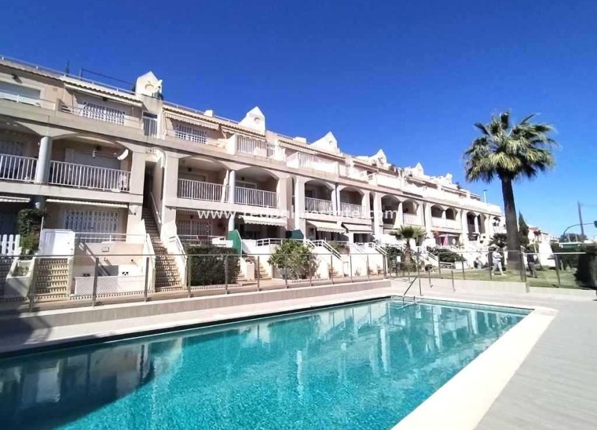 Herverkoop - Appartement -
Torrevieja - Playa de los locos