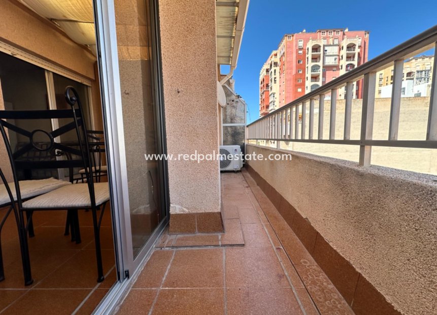 Herverkoop - Appartement -
Torrevieja - Playa de los Locos