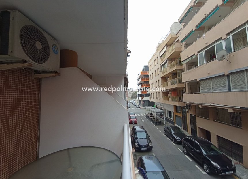 Herverkoop - Appartement -
Torrevieja - Playa de los Locos