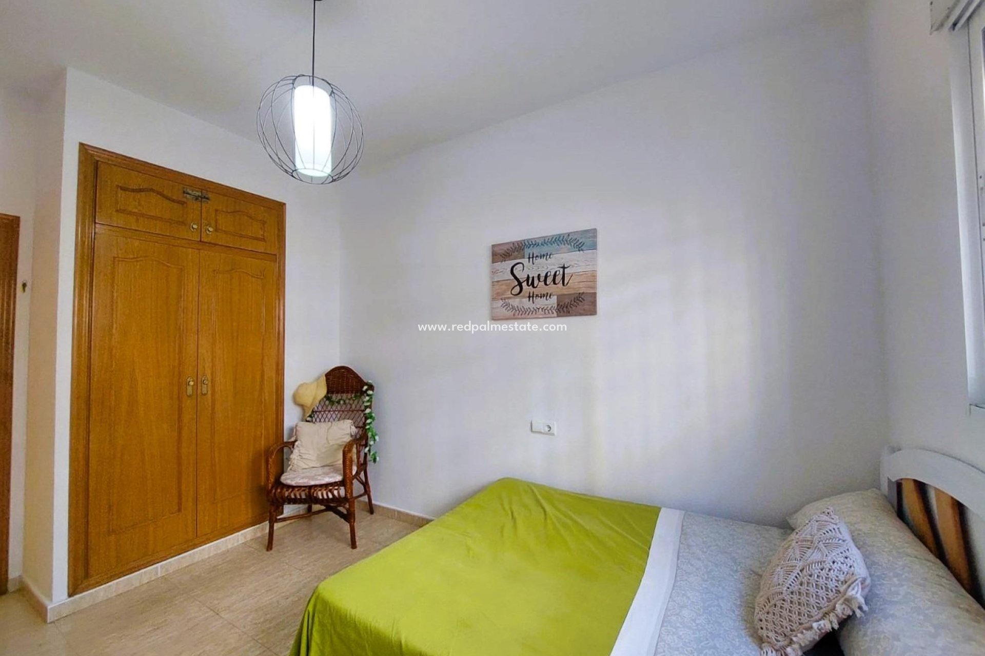 Herverkoop - Appartement -
Torrevieja - Playa de los locos