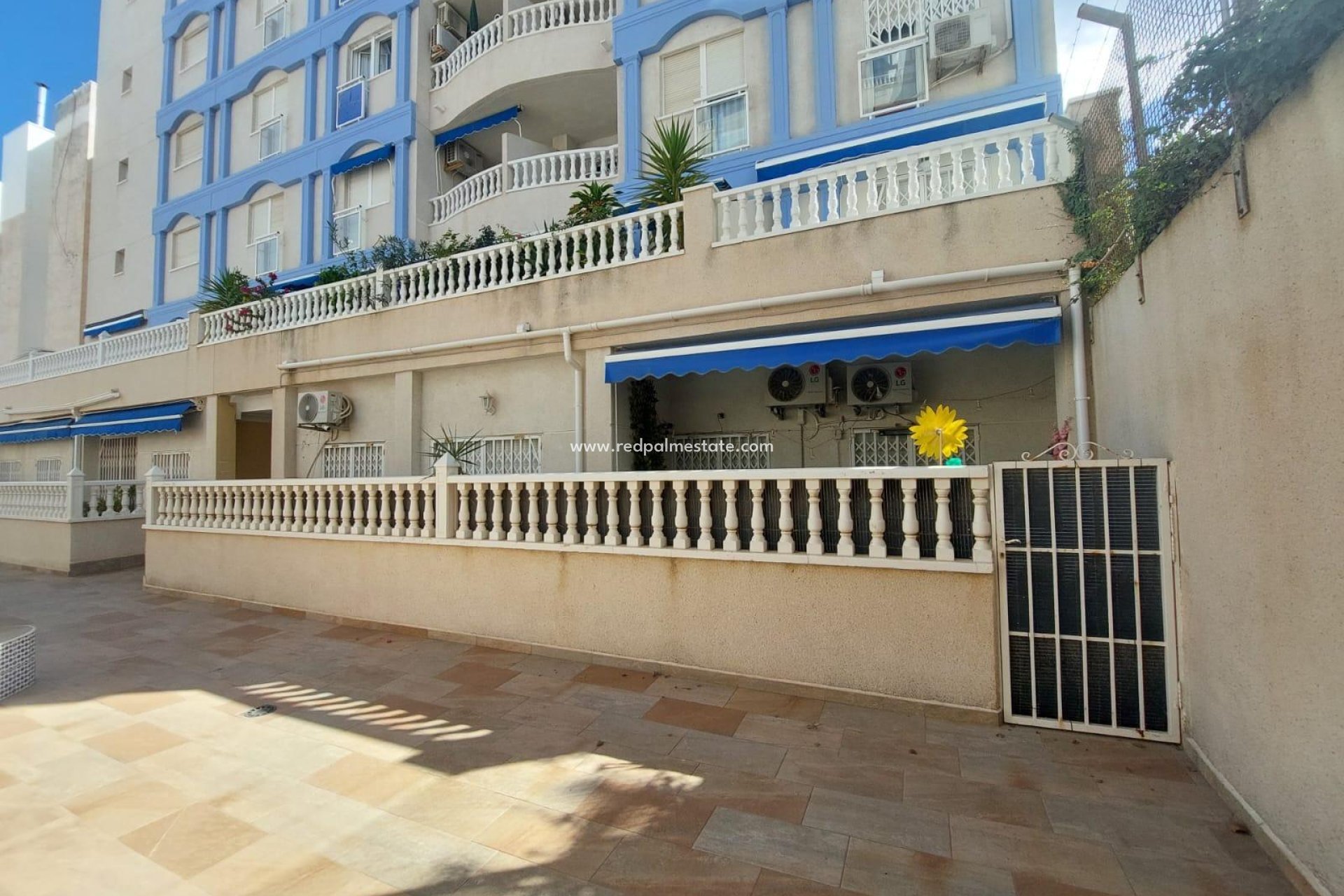 Herverkoop - Appartement -
Torrevieja - Playa de los locos