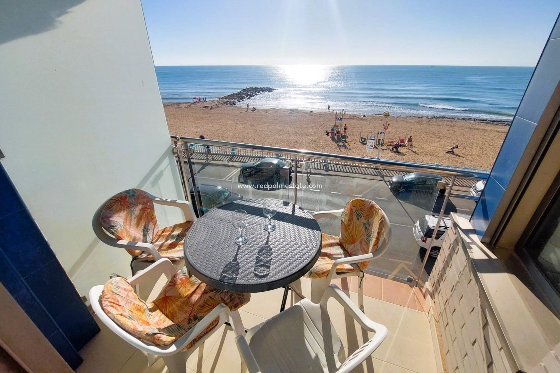 Herverkoop - Appartement -
Torrevieja - Playa de los Locos