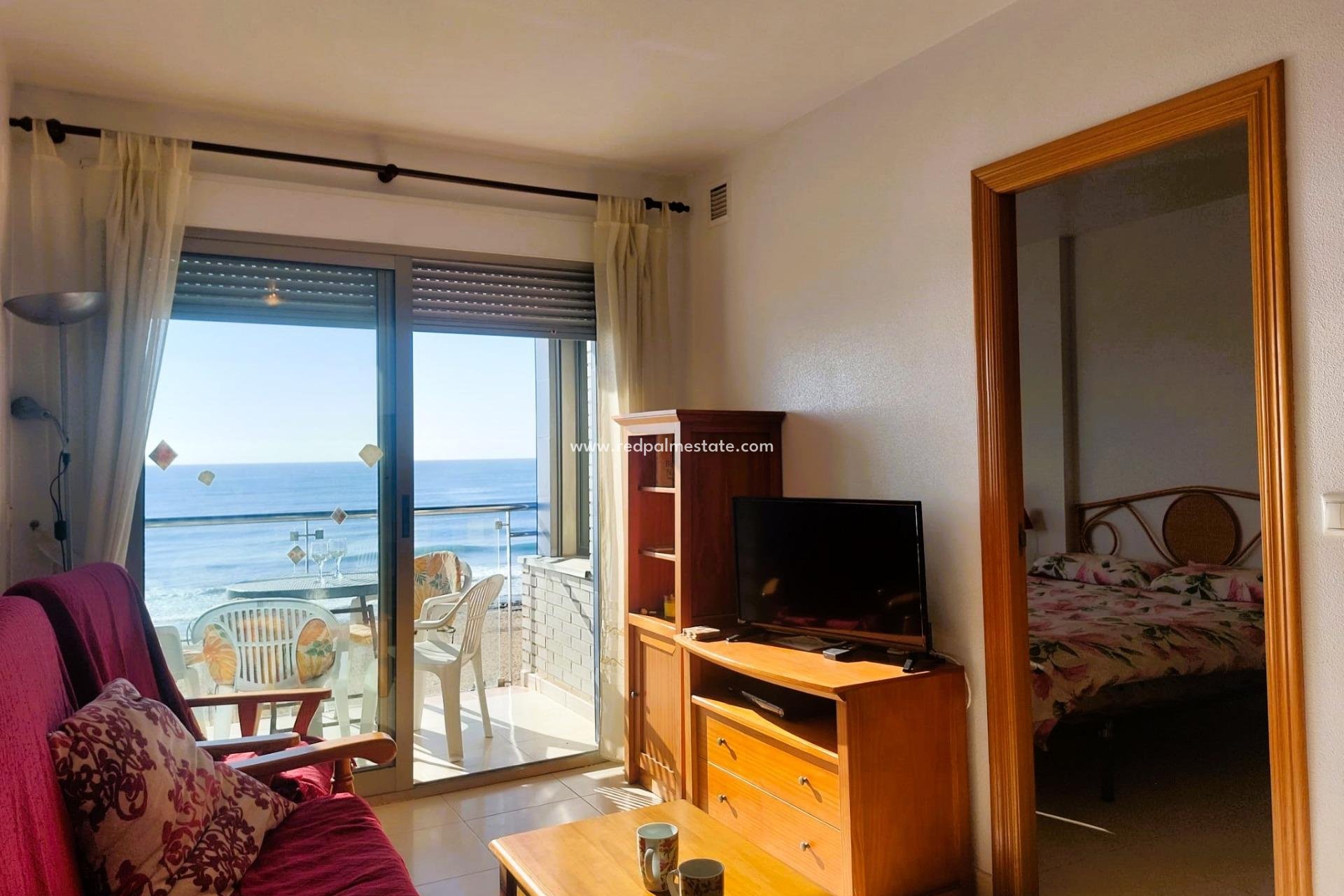 Herverkoop - Appartement -
Torrevieja - Playa de los Locos