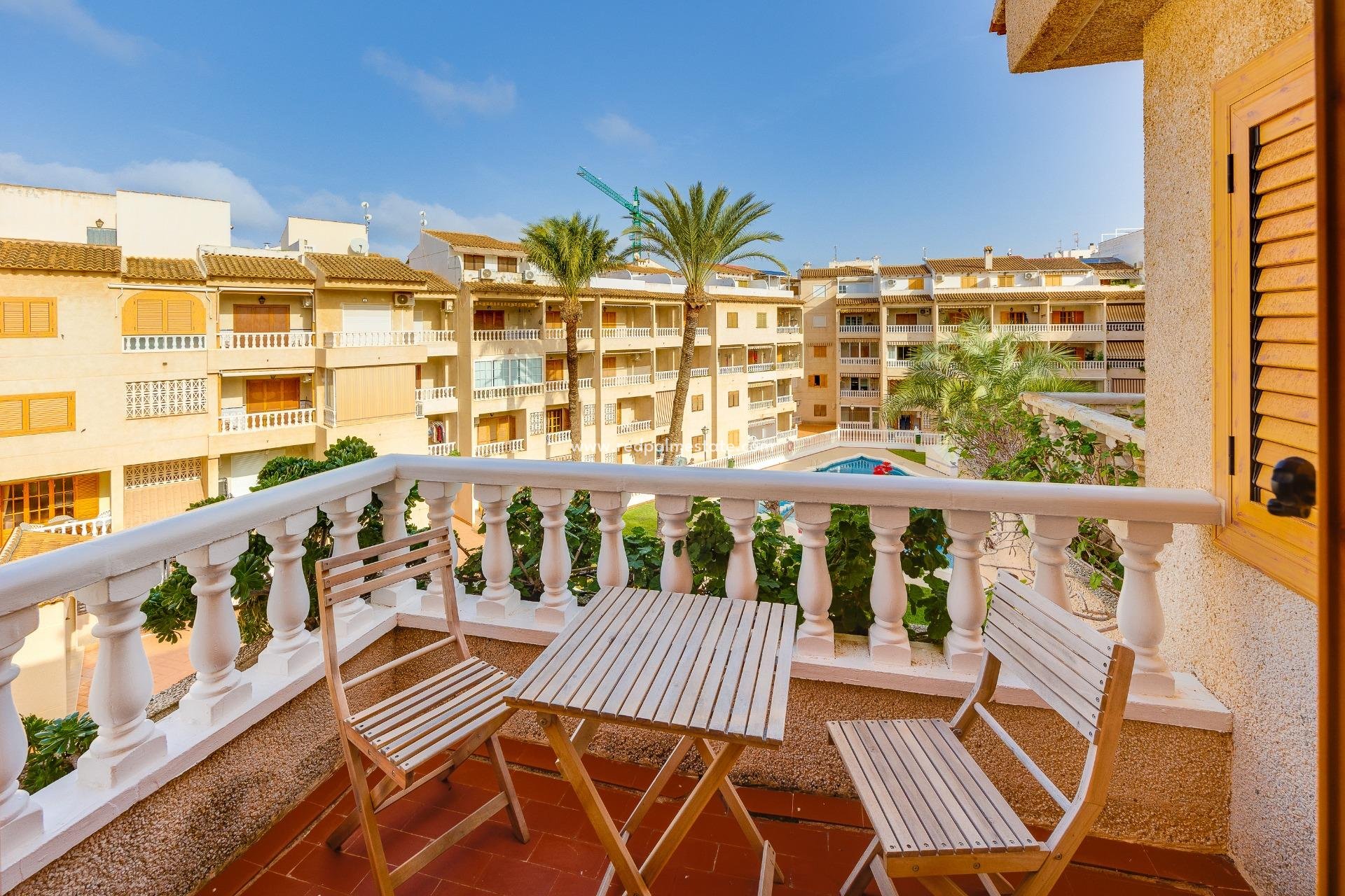 Herverkoop - Appartement -
Torrevieja - Playa de los Locos