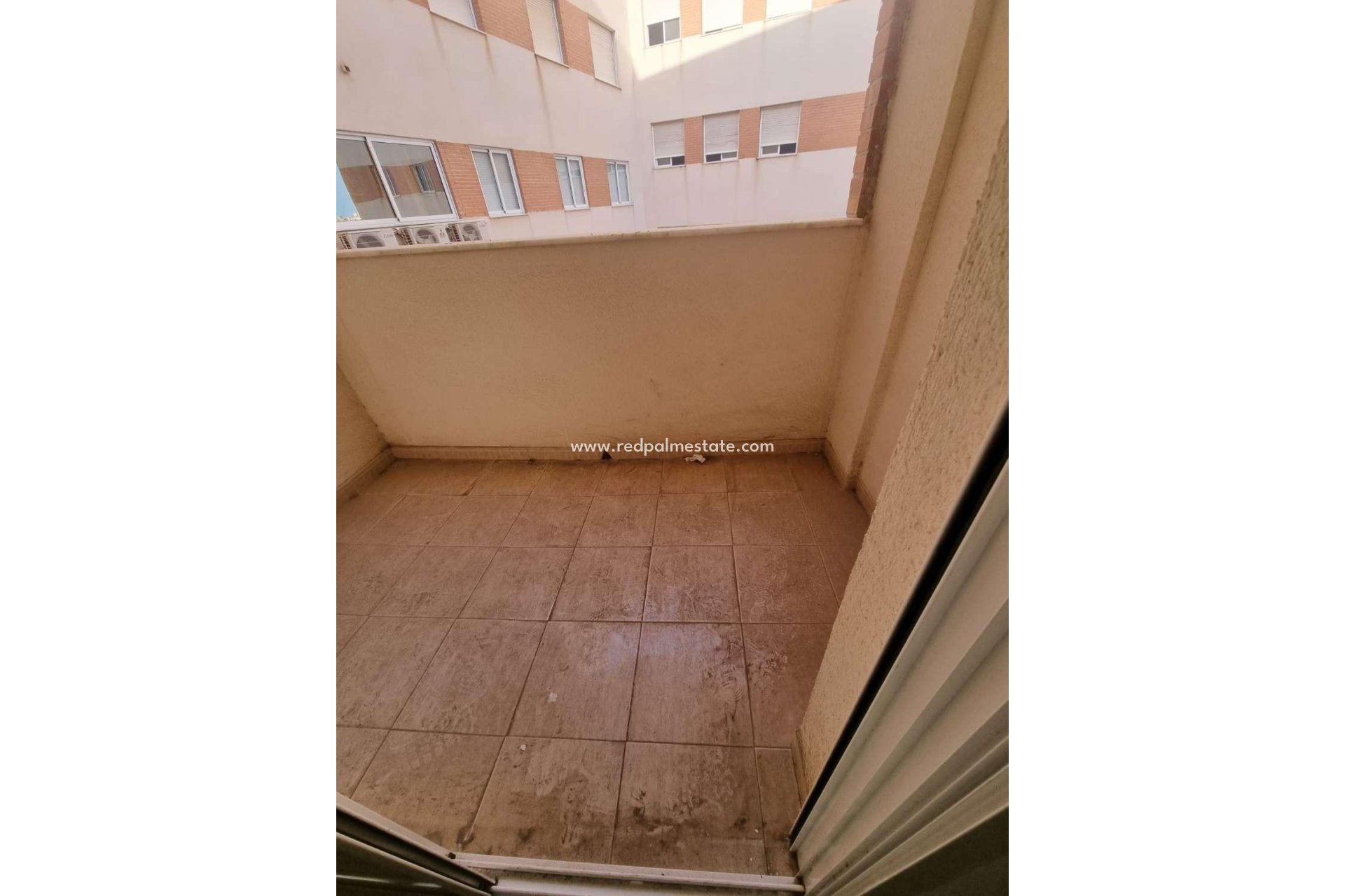 Herverkoop - Appartement -
Torrevieja - Playa de los locos