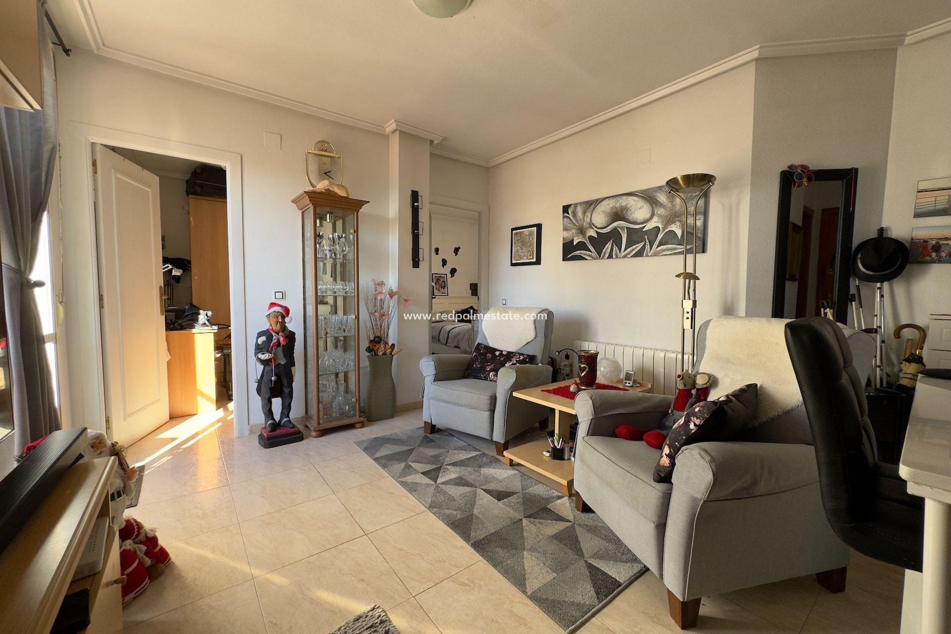 Herverkoop - Appartement -
Torrevieja - Playa de los locos