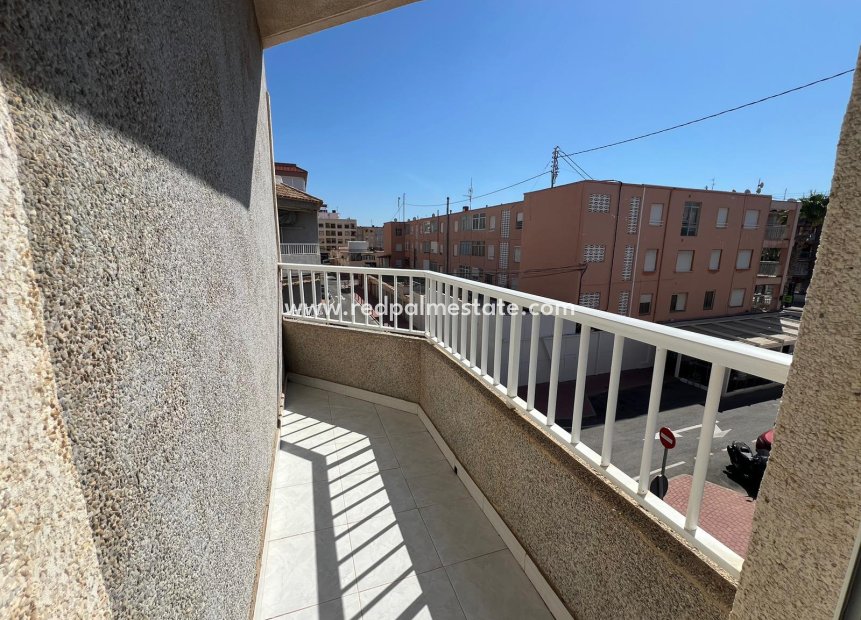 Herverkoop - Appartement -
Torrevieja - Playa de los Naufragos