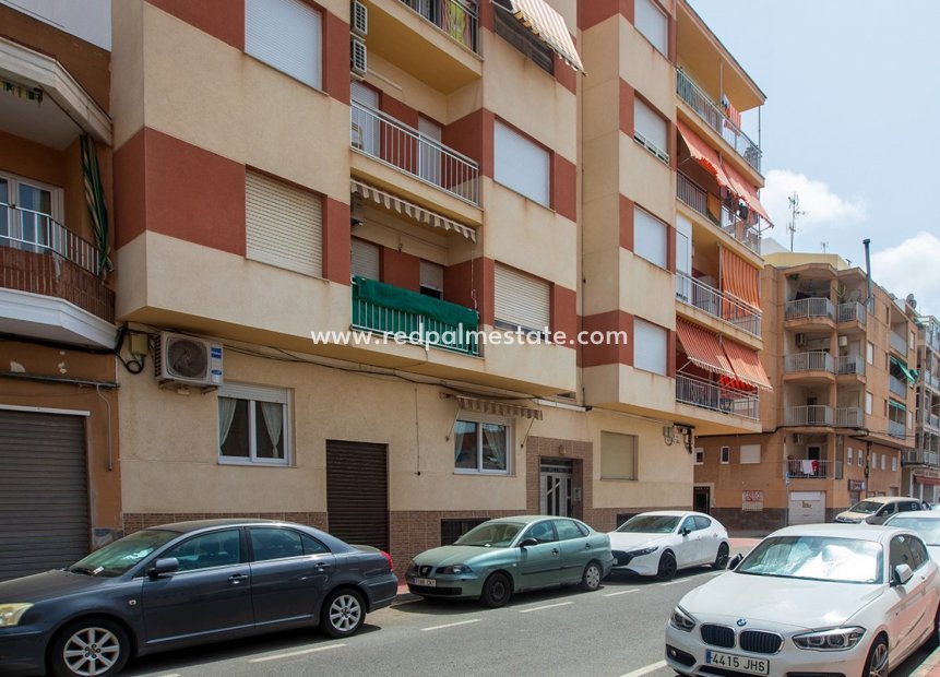 Herverkoop - Appartement -
Torrevieja - Playa de los Naufragos