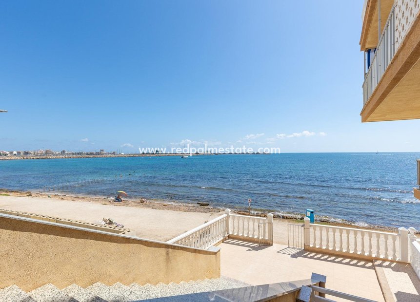 Herverkoop - Appartement -
Torrevieja - Playa de los Naufragos