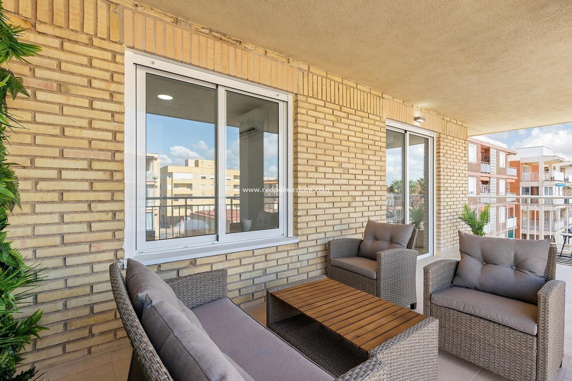 Herverkoop - Appartement -
Torrevieja - Playa de los Naufragos