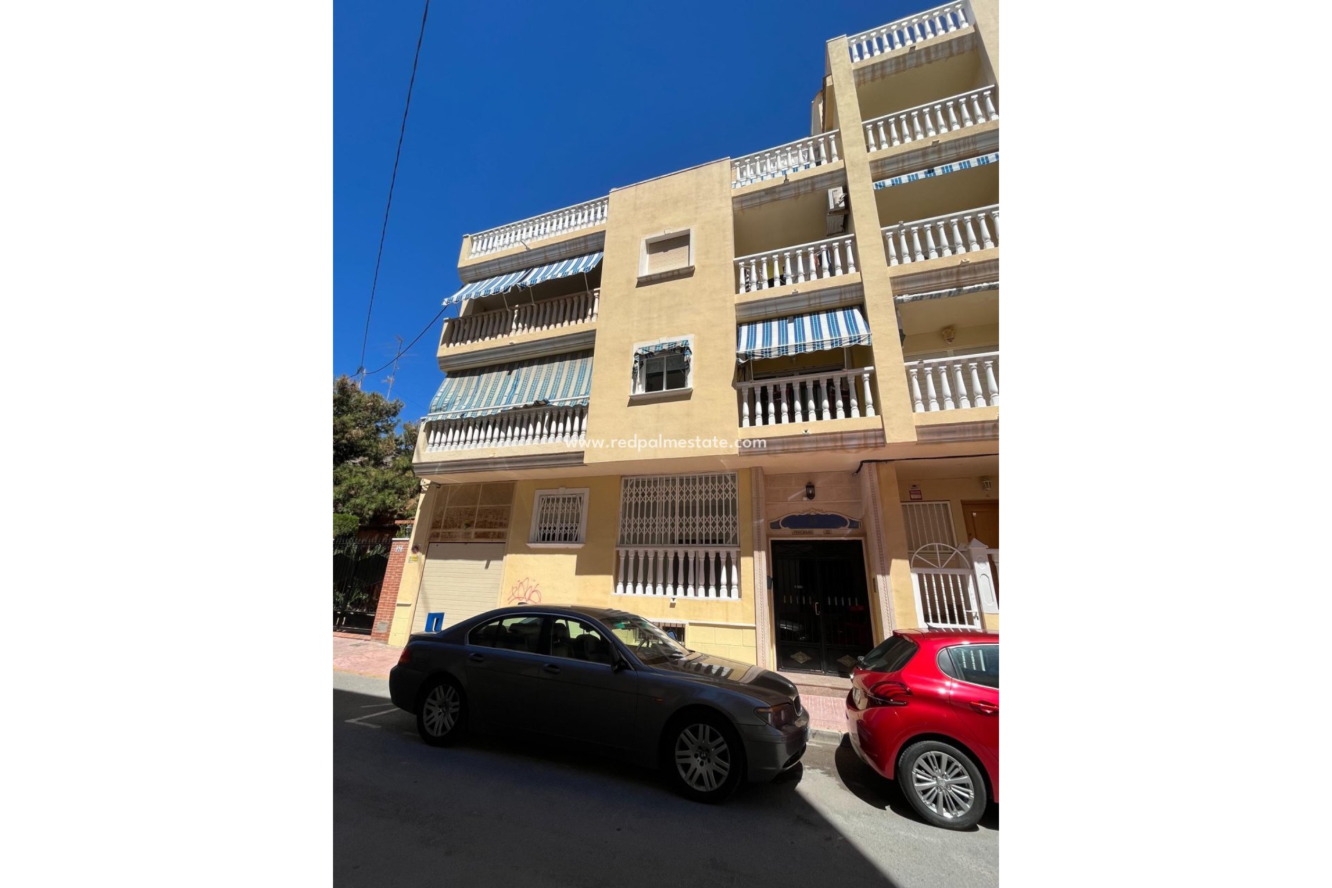 Herverkoop - Appartement -
Torrevieja - Playa del Cura