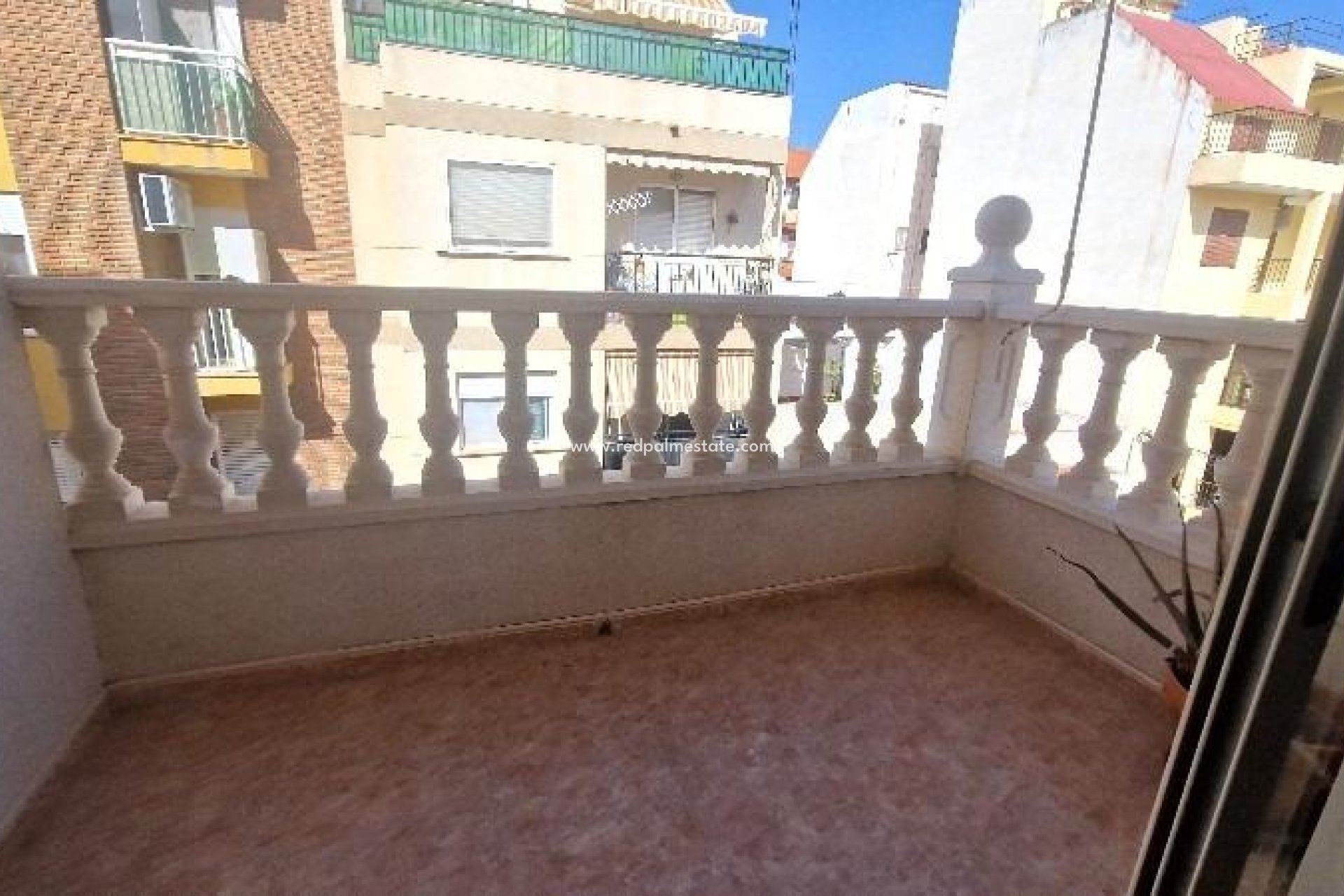 Herverkoop - Appartement -
Torrevieja - Playa del Cura