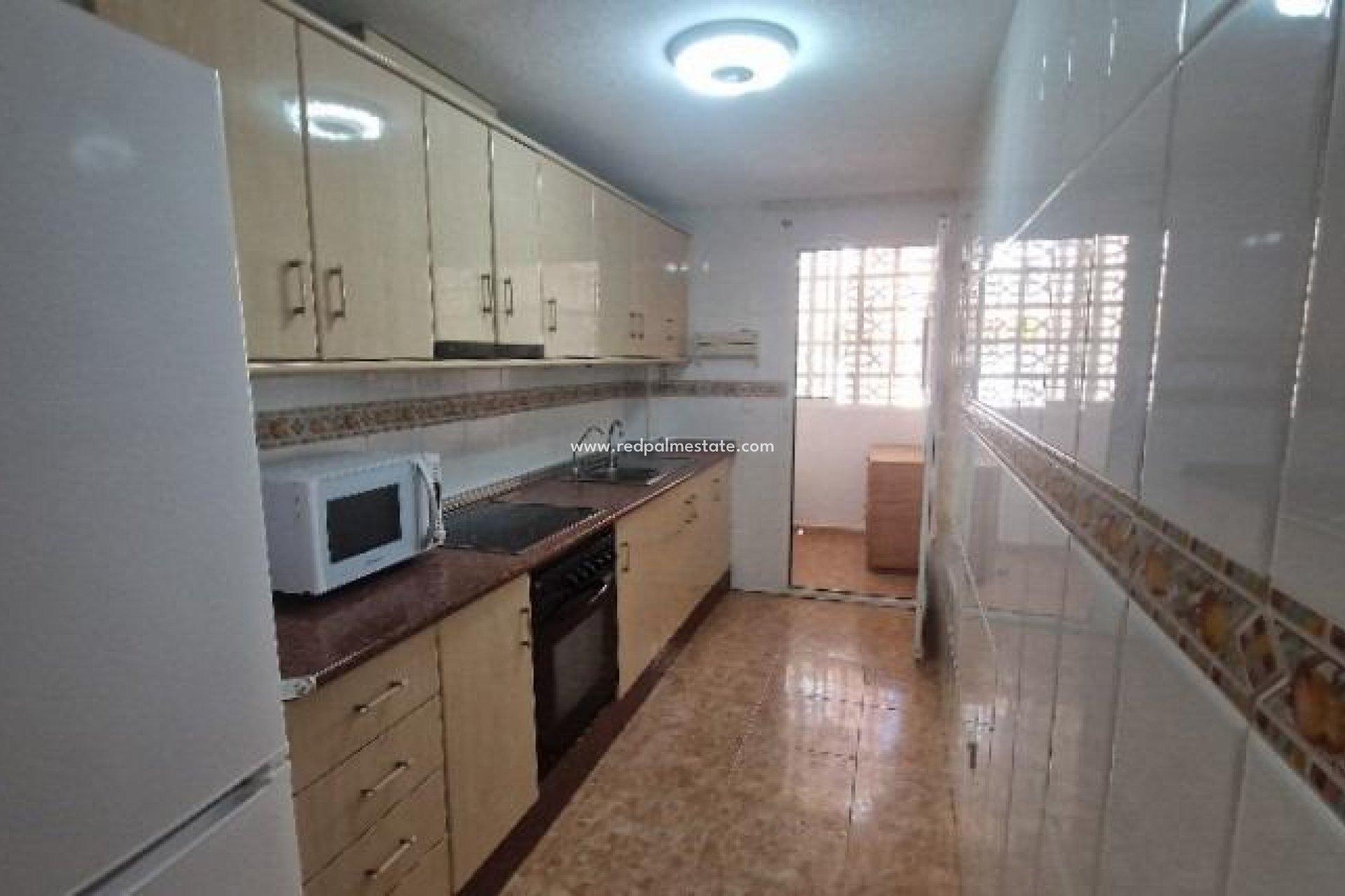 Herverkoop - Appartement -
Torrevieja - Playa del Cura