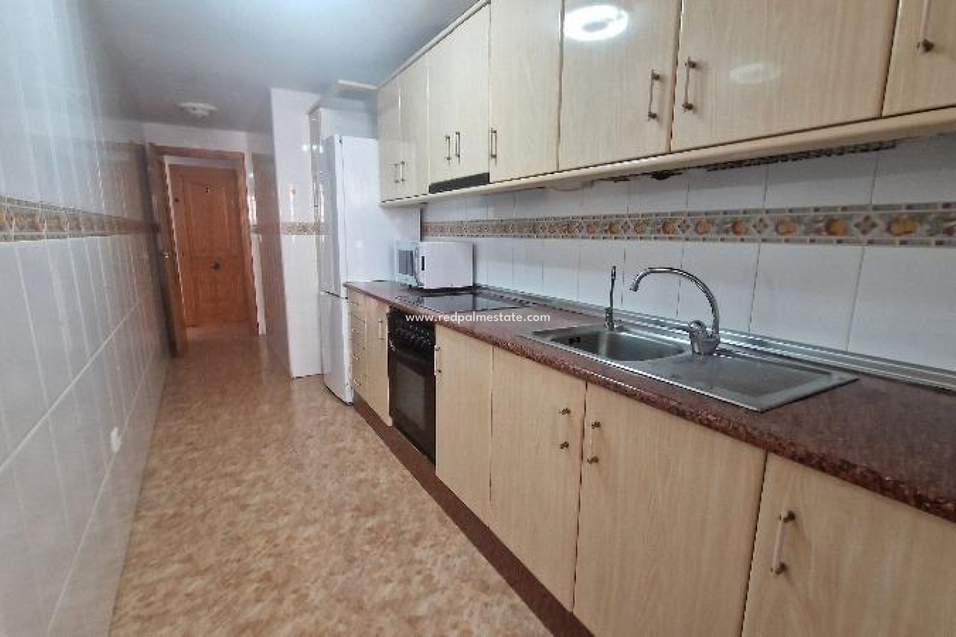 Herverkoop - Appartement -
Torrevieja - Playa del Cura