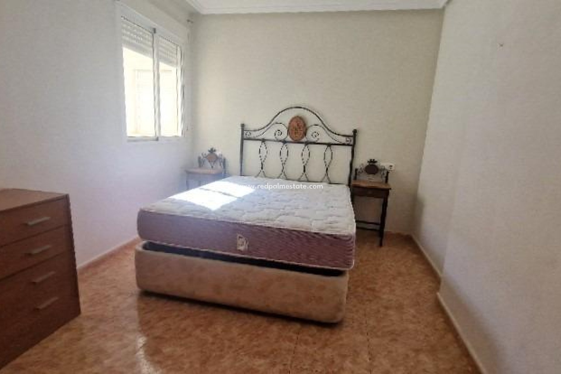 Herverkoop - Appartement -
Torrevieja - Playa del Cura