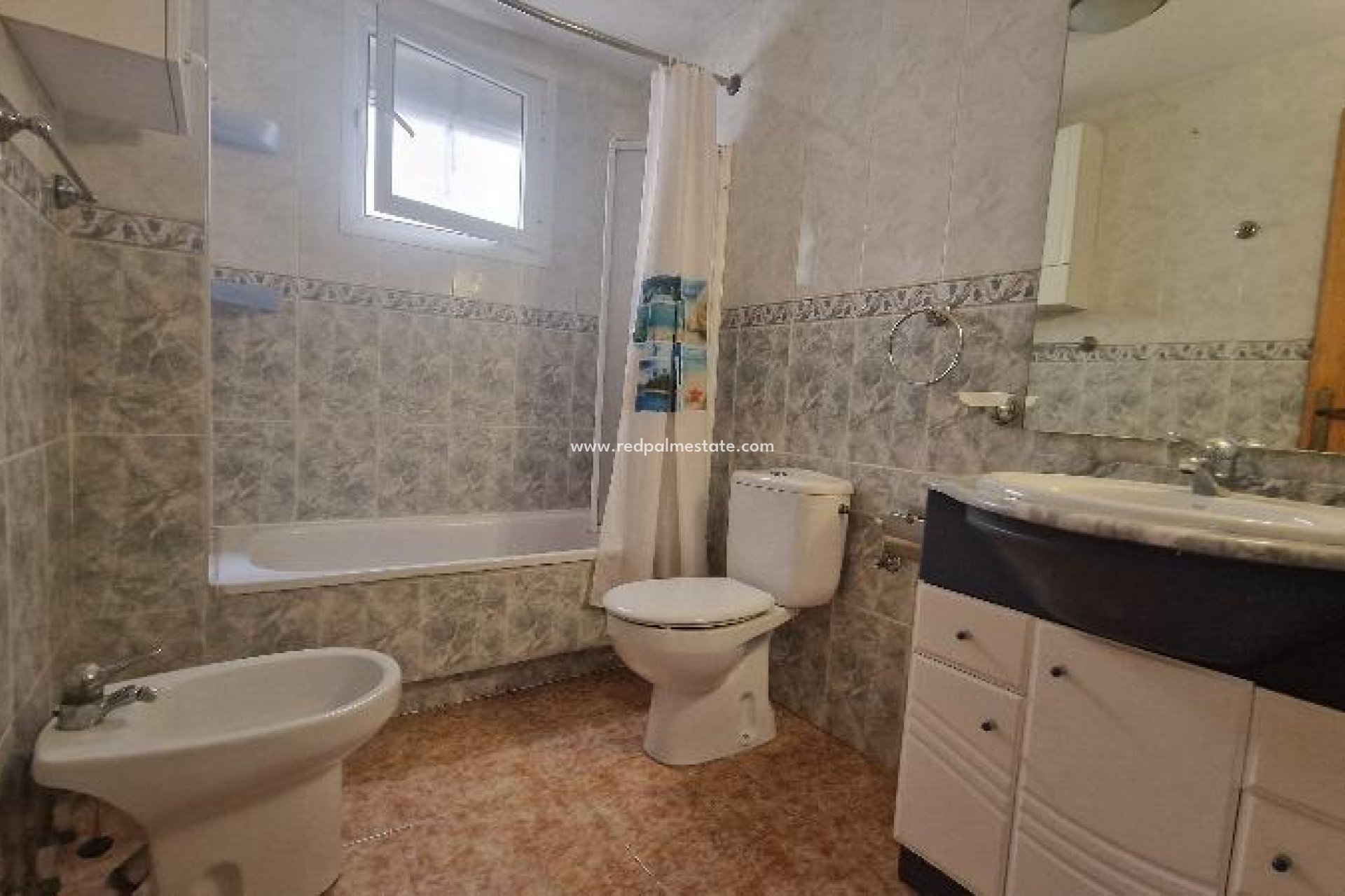 Herverkoop - Appartement -
Torrevieja - Playa del Cura