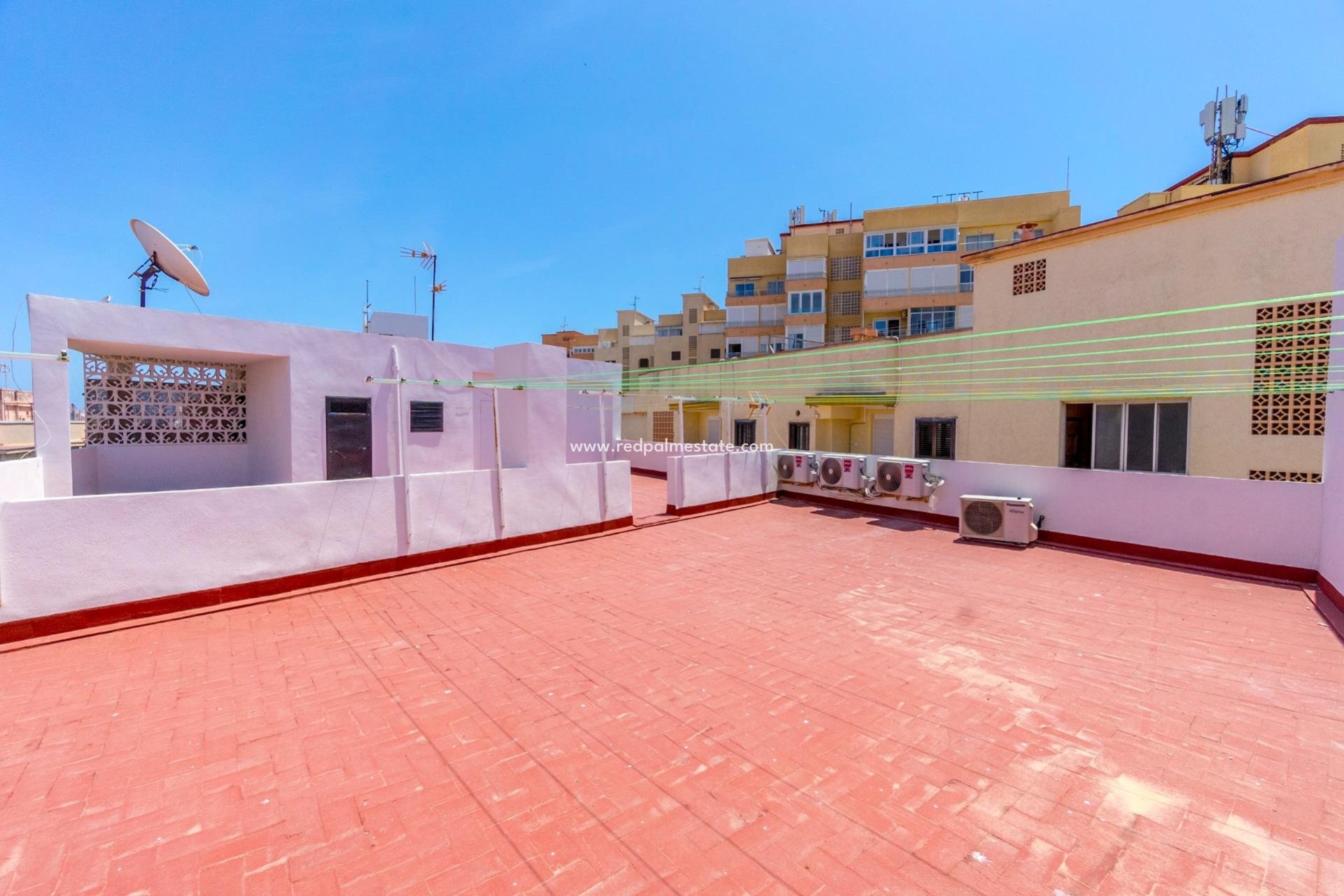 Herverkoop - Appartement -
Torrevieja - Playa del Cura