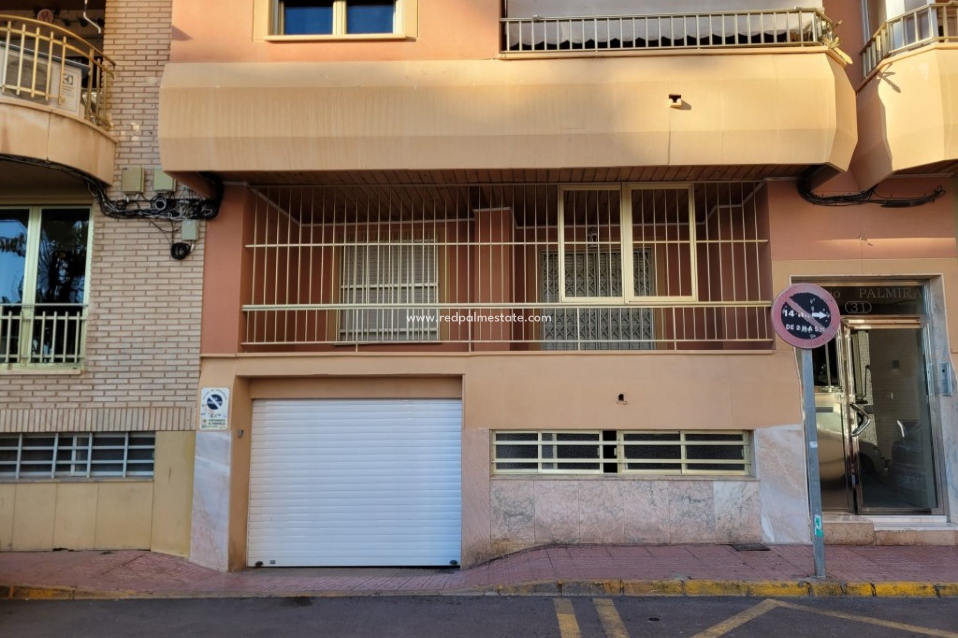 Herverkoop - Appartement -
Torrevieja - Playa del Cura