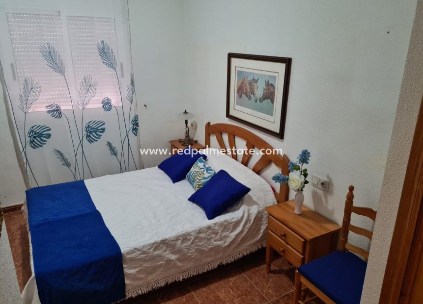 Herverkoop - Appartement -
Torrevieja - Playa del cura