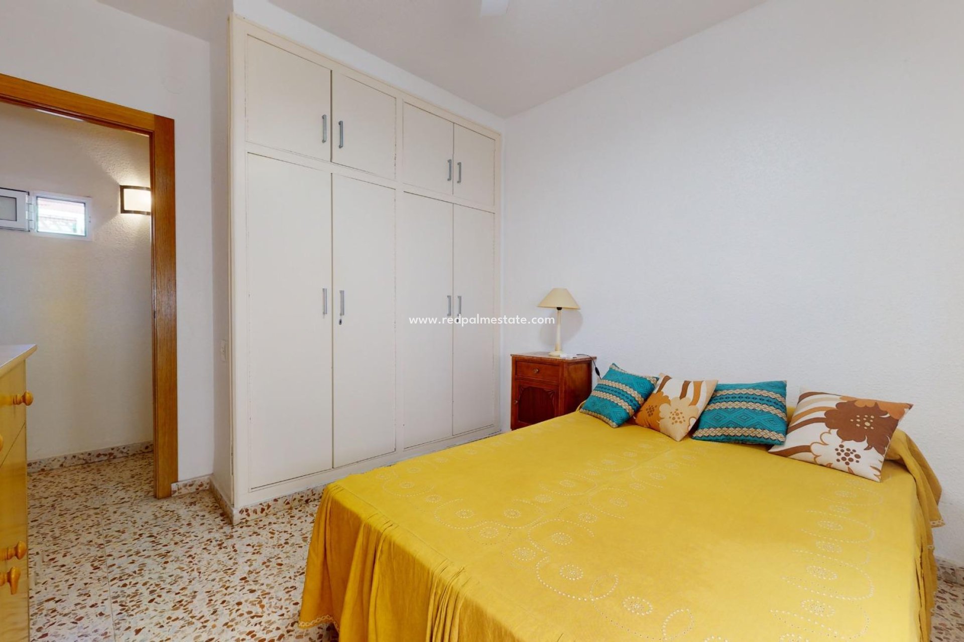 Herverkoop - Appartement -
Torrevieja - Playa del Cura