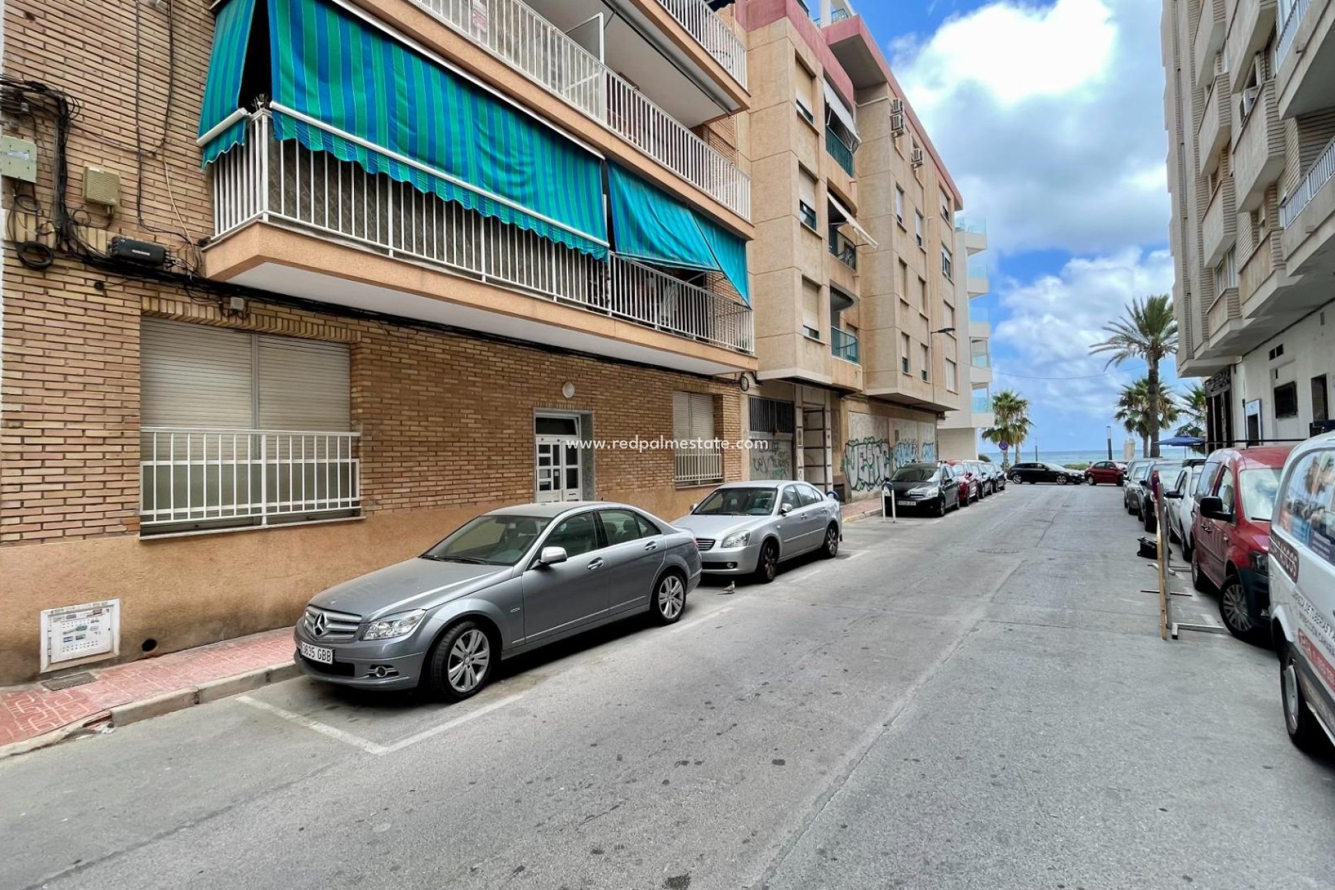 Herverkoop - Appartement -
Torrevieja - Playa del Cura