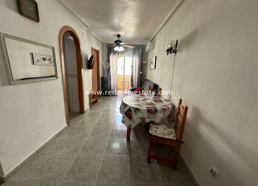 Herverkoop - Appartement -
Torrevieja - Playa del cura