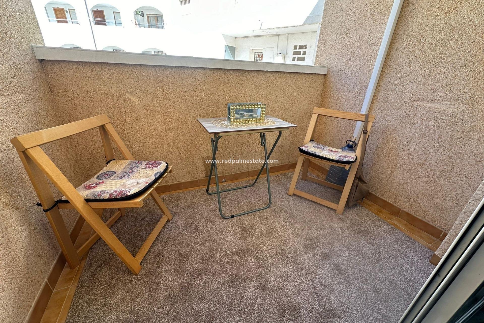 Herverkoop - Appartement -
Torrevieja - Playa del cura