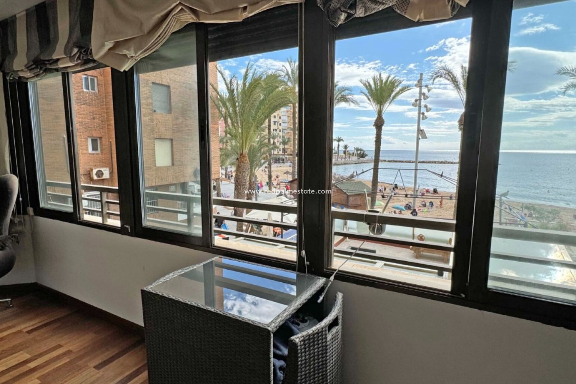 Herverkoop - Appartement -
Torrevieja - Playa del Cura