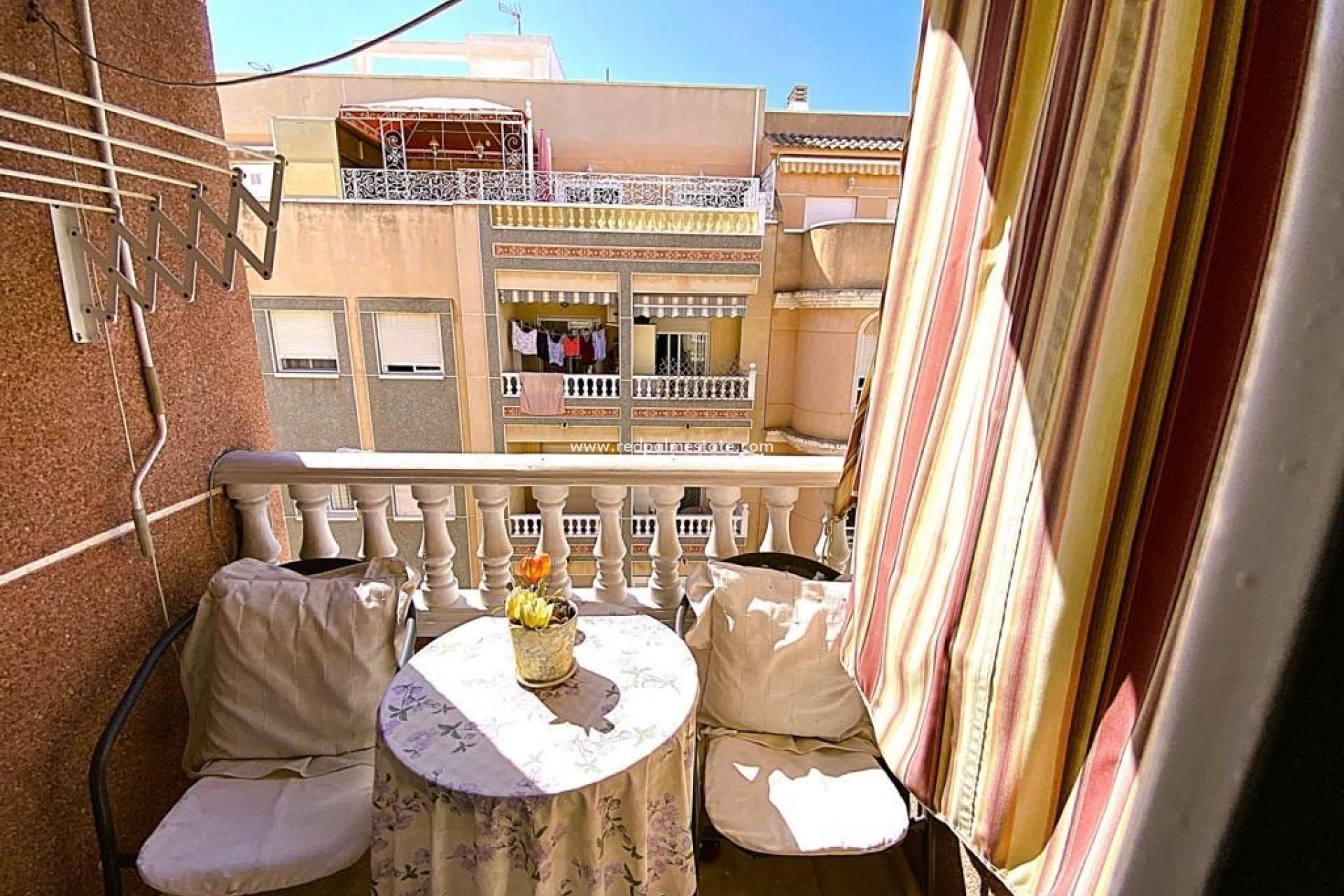 Herverkoop - Appartement -
Torrevieja - Playa del Cura