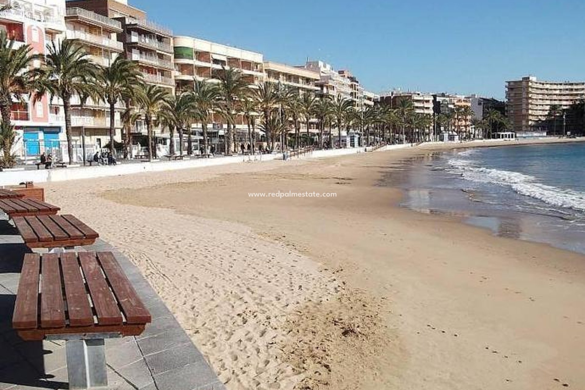 Herverkoop - Appartement -
Torrevieja - Playa del Cura