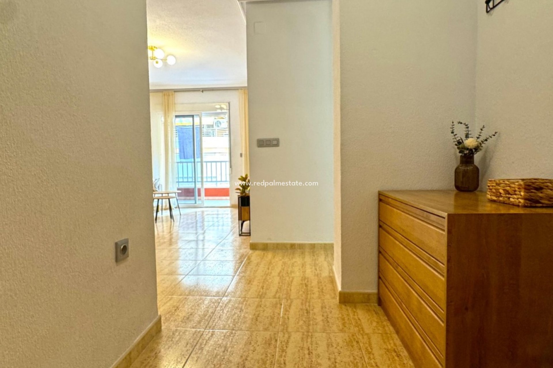 Herverkoop - Appartement -
Torrevieja - Playa del Cura