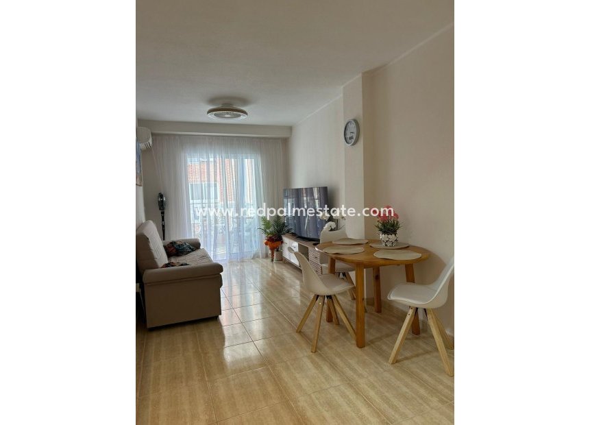 Herverkoop - Appartement -
Torrevieja - Playa del Cura