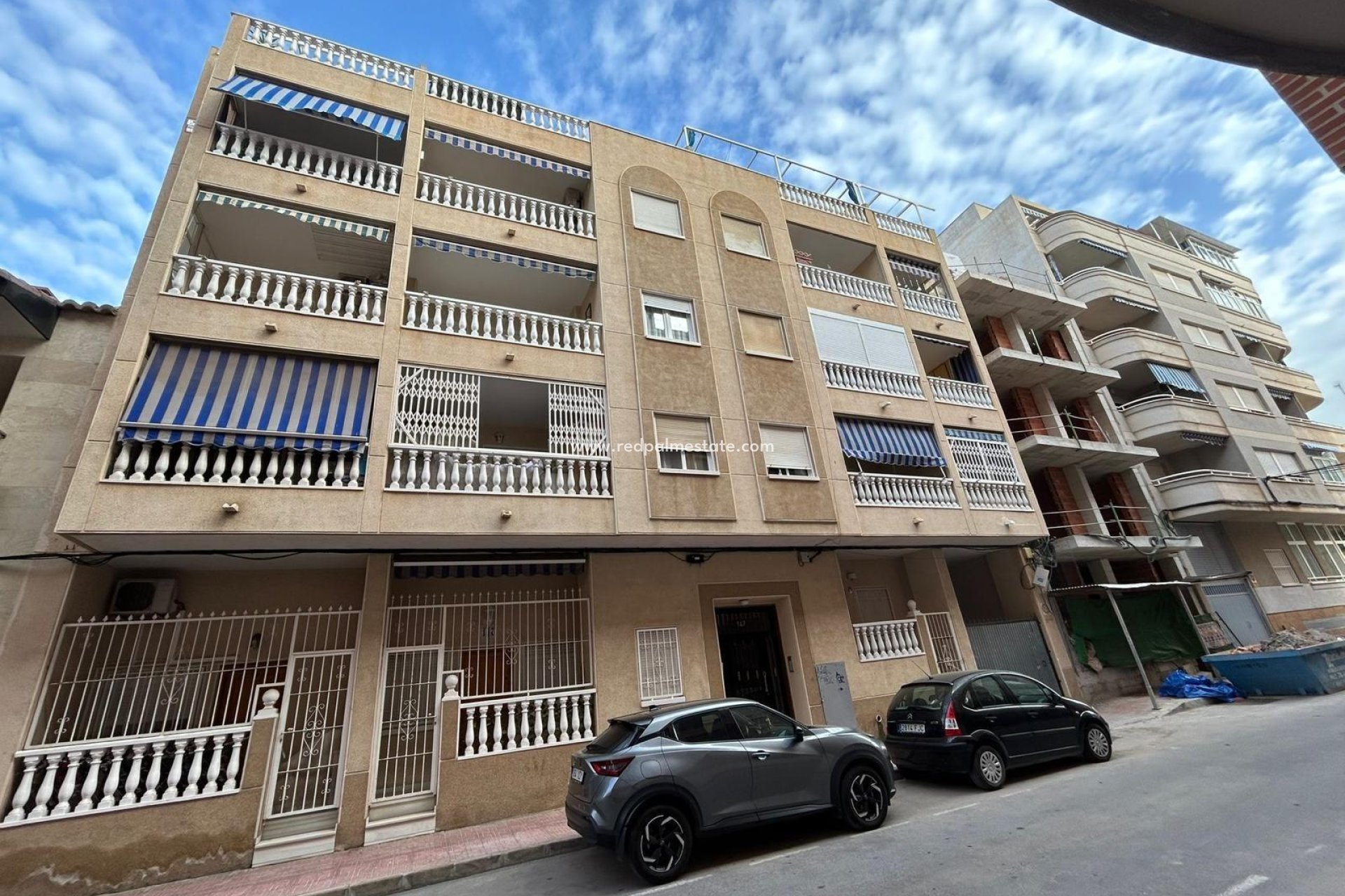 Herverkoop - Appartement -
Torrevieja - Playa del Cura