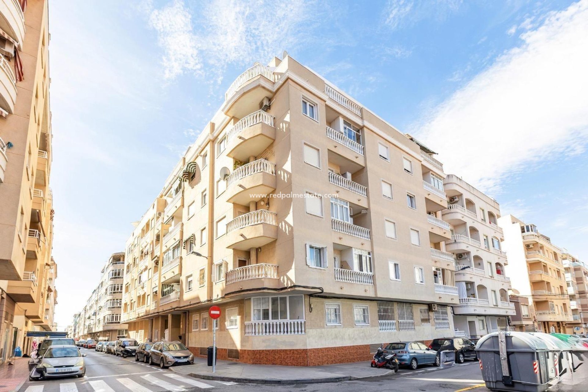 Herverkoop - Appartement -
Torrevieja - Playa del Cura